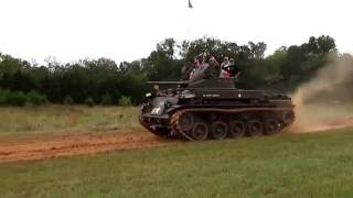 Twin 40 mm selfpropelled gun M42 Duster [upl. by Nimrahc460]