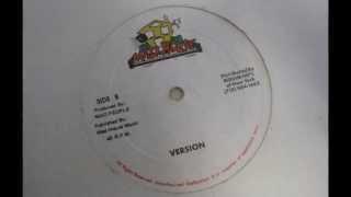 Instrumentalversion Action Riddim Mad House  1991 Dancehall Reggae Riddim Classic [upl. by Ronn]