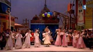 Petrushka  extrait de ACT 1 Ballet lopera National de Paris [upl. by Ssilb]