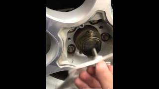 How to Boat Trailer Hubs oil bath  MHO Quick Tip [upl. by Donall]