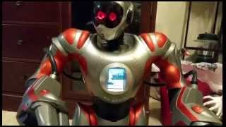 Wowwee Robosapien Rs media part 1 what it does [upl. by Barboza64]